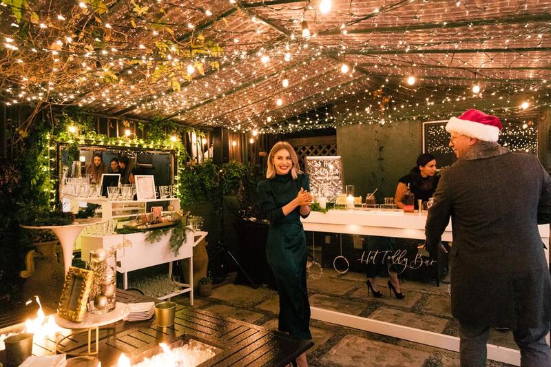 Worked with event designer & planner Troy Williams to build and execute Julianne Hough's festive holiday party consisting of hot toddy, smores, personalized ornaments + essential oils stations and a photo opp with 3k lbs of real snow and sparkles. 